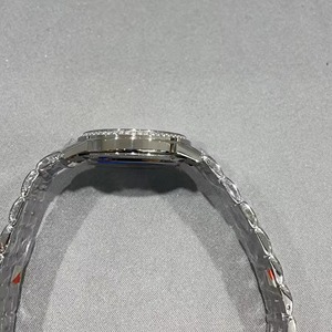 นาฬิกาข้อมือผู้หญิง ดีไซน์เรียบหรู ทันสมัย ระบบอัตโนมัติ แสดงเวลาทั้งกลางวันและกลางคืน กันน้ำ พร้อมคริสตัลแซฟไฟร์เรืองแสง ตัวเรือนและสายสตีลผสมผสานประดับโมอิสซาไนต์ - Product Image 5