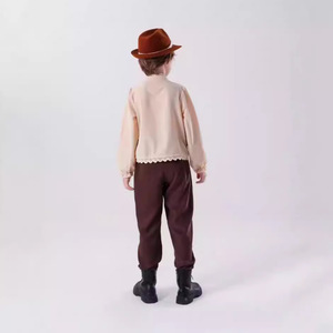 Ensemble de costumes médiévaux pour enfants, pour garçons de 8 à 13 ans, printemps 2025, hauts, pantalons, chapeau, tenue de scène ordinaire - Product Image 4