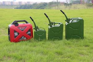 Fabricant de bidons d'<span class=keywords><strong>essence</strong></span> et d'huile en acier inoxydable personnalisés OEM Vente directe à prix compétitif - Product Image 4