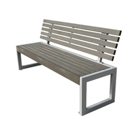 Banc d'extérieur en bois composite robuste et résistant aux intempéries pour parcs, espaces publics et rues urbaines