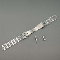 Bracelet de montre en acier argenté brossé de luxe de 22 mm avec extrémités incurvées pour Seiko SKX 007, respirant