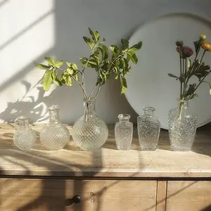 מודרני אגרטל בתפזורת מיני פרח אגרטלים נקה דקורטיבי מובלט סגנון זכוכית בקבוק אגרטלי עיצוב בית חתונה מרכזי