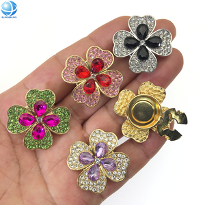 Long Lanh Clip Hơn Hiện Có Nút Phụ Kiện Có Thể Tháo Rời Rhinestone Lá Clover Nút Jewel Tùy Chỉnh Áo Sơ Mi Nút Bìa Cho Phụ Nữ - Product Image 1