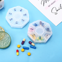 Pilulier en plastique personnalisé en gros 7 jours avec braille hebdomadaire tablette conteneur polygone médecine cas de stockage organisateur