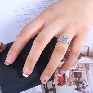 Anello Classico Traforato per Donne, Stile Occidentale, Accessorio da Dito per Matrimonio, Regalo alla Moda - Product Image 3