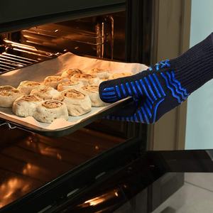 Guanto da forno ignifugo in <span class=keywords><strong>Silicone</strong></span> per grigliare guanti da forno resistente al calore Set guanti da barbecue ispessiti in <span class=keywords><strong>Silicone</strong></span> guanto combustibile riutilizzabile per cucina - Product Image 5
