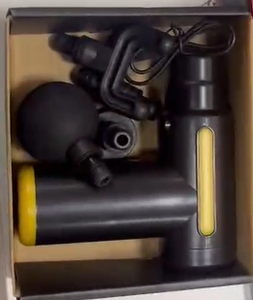 Mini Pistola de Masaje Fascial Modo de 6 Velocidades, 4 Cabezales Intercambiables, Panel de Caja Pequeña a Color, Batería de 800mAh en Stock, Batería Personalizable de 1200/1600 - Product Image 6