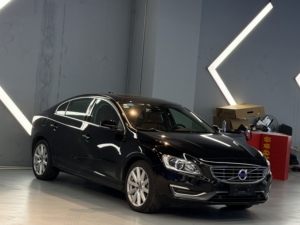 Pour S60L PHEV 2015 <span class=keywords><strong>T6</strong></span> Moteur double automatique Sièges en cuir Toit ouvrant 5 places - Product Image 3