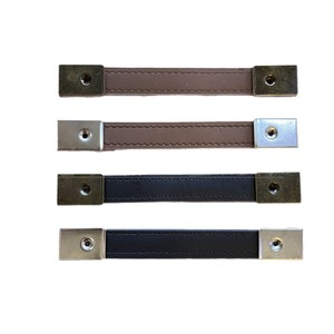 สายหนังสีดำพร้อมหัวเข็มขัดสีบรอนซ์สำหรับกระเป๋า พกพาสะดวก - Product Image 3