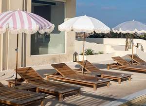 Складной пляжный зонт OEM высокого качества из водонепроницаемой полиэстеровой ткани с хлопковыми кисточками, современный дизайн, защита от солнца <span class=keywords><strong>UPF</strong></span> 50+, для использования на открытом воздухе - Product Image 3