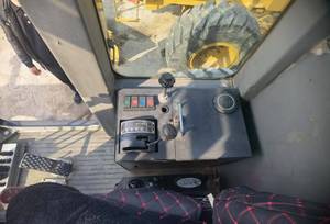 Caterpillar 140H Usada de Alta Calidad con Pocas Horas de Trabajo en Buen Estado, Segunda Mano, a Bajo Precio para Venta Rápida - Product Image 2