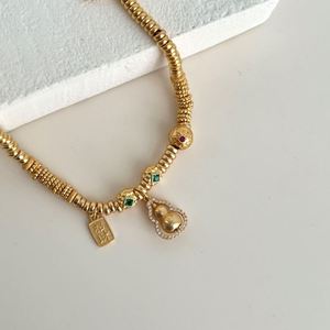 Dylam Diseño Único Pulseras de Joyería con Cadena de Plata S925 Bañada en Oro de 18K, Cuentas y Colgante de Zirconia 5A con Forma de Calabaza y Etiqueta 'Get Rich' - Product Image 5
