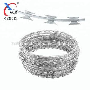 Alambre de Púas Galvanizado Tipo Concertina de 300 mm de Diámetro, <span class=keywords><strong>Bto</strong></span> <span class=keywords><strong>20</strong></span>, Nigeria - Product Image 3