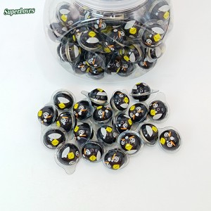 Chicle de burbujas con forma de pájaros enojados, chicle de burbujas con diseño de tatuaje, chicle de dibujos animados lindo para fiestas infantiles, fabricantes de chicle. - Product Image 3