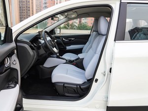 Nissan <span class=keywords><strong>Qashqai</strong></span> 2025 2.0L Benzina CVT XV Edizione Zhenxin SUV 5 Posti Trazione Anteriore Guida a Sinistra per Esportazione - Product Image 5