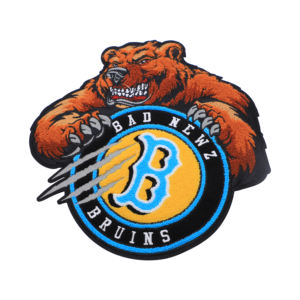 Personnalisé Chenille Lettre Broderie Patchs Fer Sur Chenille Étui de téléphone Kimonos Avec Chapeau Blanc Fer Sur Appareil - Product Image 5