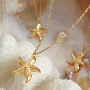Collar de Moda con Colgante Geométrico de Acero Inoxidable, Collar Minimalista con Baño de Oro de 18k y Estrella de Mar para Mujer - Product Image 4