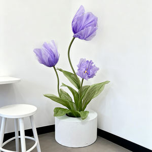 Tulipes géantes artificielles en organza violet, fleurs faites à la main longue durée pour les décorations de mariage, de la fête des mères et du Nouvel An - Style moderne - Product Image 1
