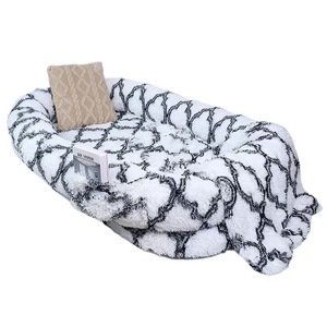 Luxus Mode Solid Pattern Moderner Stil Riesige Große Riesige Plüsch Baumwolle Boucle Tragbares Hunde bett Menschliche Größe In Karton verpackt - Product Image 4