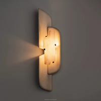Lampe LED murale incurvée moderne en cuir, style bouclier, pour décoration d'allée d'hôtel de luxe, en albâtre naturel, télécommandée, rétro, pour la maison