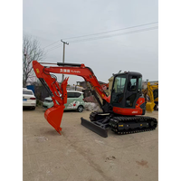 Mini-excavatrice Kubota U55 haute performance avec flèche pivotante, machine d'occasion d'origine, avec pince hydraulique pour usage domestique