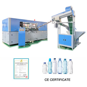 Machine de fabrication de bouteilles PET 6 cavités servo 700 ml 6000 BPH, ligne complète automatique pour la production de bouteilles d'eau minérale et de jus - Product Image 1