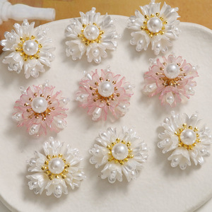 Perles en verre en gros, breloques fleurs <span class=keywords><strong>muguet</strong></span> pour la fabrication de pinces à cheveux perlées faites main et fournitures de bijoux DIY - Product Image 1