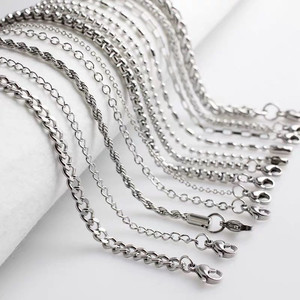 สร้อยคอเหล็กกล้าไร้สนิมขายส่งพร้อมส่ง |   ลายเคิร์บ, ลายบ็อกซ์, ลายเฮอร์ริงโบน, ลายงู, ลายเชือก |   ขนาด 16-28 นิ้ว และความกว้าง 1.6-5 มม. - Product Image 2