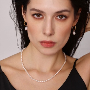 Collier en or luxueux anti-ternissement 18 carats en acier inoxydable véritable avec perle d'eau douce, coffret cadeau pour femmes et filles - Product Image 4