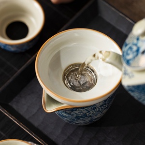 Ru Kiln ชุดกรองชาเซรามิกคุณภาพสูงสำหรับใช้ในครัวเรือน รุ่น New Gold Wanhua พร้อมอุปกรณ์เสริมสำหรับชงชา - Product Image 3