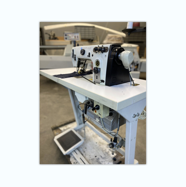 Used High Quality German Made Flat Sewing Machine Fully Functional for Garment Leather Upholstery with Reliable Stitching