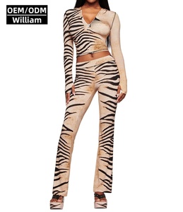 Set di <span class=keywords><strong>Abbigliamento</strong></span> <span class=keywords><strong>Sexy</strong></span> per <span class=keywords><strong>Donna</strong></span> all'Ingrosso, 30 Colori, Top con Cappuccio a Maniche Lunghe e Leggings a Zampa, Outfit in 2 Pezzi Stile Y2K Streetwear - Product Image 5
