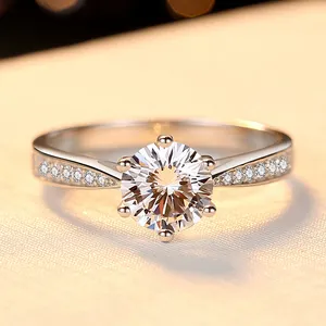 Trung Quốc Bán Buôn Vài Nhẫn Rhodium Mạ Moissanite Kim Cương Nhẫn Cho Phụ Nữ 925 Sterling Silver Bạc