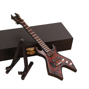 Mini Chitarra Elettrica in Scala 1/6, Modello in Legno di Tiglio, Strumento Musicale per Bambole BJD e Oggetto da Esposizione - Product Image 1
