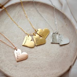 Collier en acier inoxydable personnalisé avec pendentif cœur « Mama », nom gravé, bijoux faits à la main, résistant à l'eau, cadeaux d'anniversaire personnalisés pour grand-mère - Product Image 1