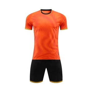 Maillot de football personnalisé 25-26, ensemble de maillots de football à manches courtes pour hommes, survêtement athlétique 100 % coton, imprimé par transfert thermique, séchage rapide - Product Image 2