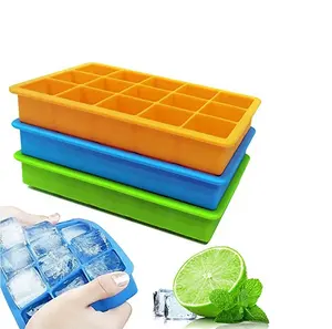 Usine de vente chaude de qualité alimentaire en forme de nid d'abeille semi-circulaire plateau Cube Silicone moule à glace ustensiles de cuisine pour un usage domestique