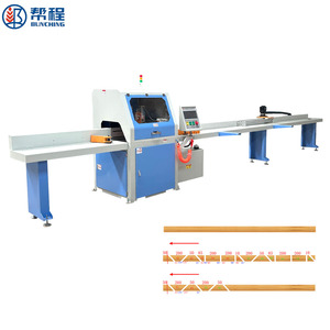 <span class=keywords><strong>Scie</strong></span> <span class=keywords><strong>à</strong></span> angle horizontale automatique CNC, moteur de précision, système d'alimentation servo-contrôlé, robuste, pour la construction de maisons en bois - Product Image 1