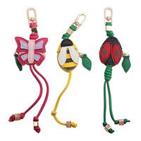 Porte-clés en cuir PU personnalisé en gros, motif animal (papillon, abeille, coccinelle), breloque de sac, mini porte-monnaie 3D, accessoire de sac à main, cadeau