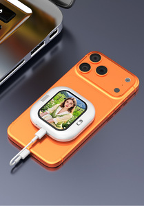 Dispositivo Portátil de Duplicación de Pantalla HD para <span class=keywords><strong>iPhone</strong></span> 12 13 <span class=keywords><strong>14</strong></span> 15 16 17 <span class=keywords><strong>Pro</strong></span> <span class=keywords><strong>Max</strong></span>, Transmisión en Vivo, Vlog, Sincronización Magnética, Monitor para Selfies - Product Image 6