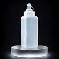 Vierkante plastic knijpfles voor saus, food grade PS, brede opening, condimenten dispenser met schaalverdeling voor koffie, bakken, restaurant, keuken