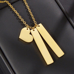 Kalung Strip Panjang Trendy Custom dengan Liontin Hati Terukir, Kalung DIY, Kalung Stainless Steel yang Dipersonalisasi. - Product Image 2