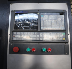 2021 Nhà Máy Trực Tiếp Cung Cấp TCK630 Tùy Chọn Điều Khiển Trục Chính Đường Kính 87 Mm Nghiêng Giường CNC Máy Tiện - Product Image 3