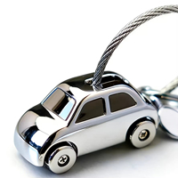Vente en gros usine de porte-clés de voiture 3D personnalisés, porte-clés en métal de voiture vintage, porte-clés modèle de voiture de course décapotable, porte-clés camion, cadeau promotionnel