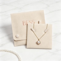 Pochette à bijoux de luxe rose Talent, emballage carré pour présentation de colliers