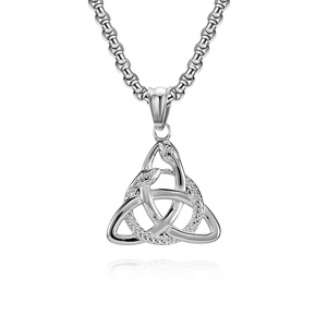 Collier Pendentif Serpent à Double Tête Nœud Triangulaire Viking en Acier Inoxydable Unisexe Design Géométrique Charme Nœud Éternel - Product Image 5