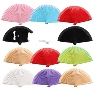 Abanicos de Madera Plegables Personalizables de 23 cm, Color Sólido, con Asa, Abanico de Madera Lacada Española, Abanicos de Mano - Product Image 1