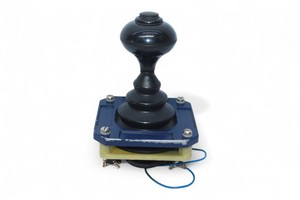Nouveau et original <span class=keywords><strong>HLU</strong></span> 110-8T JOYSTICK 1060125 Contrôleur PLC - Product Image 1