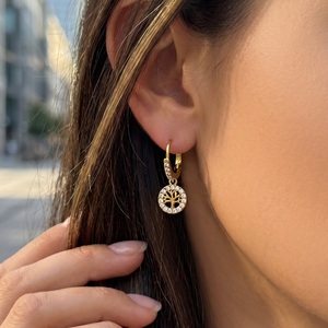 <span class=keywords><strong>Orecchini</strong></span> Trendy Placcati Oro 18K PVD con <span class=keywords><strong>Albero</strong></span> <span class=keywords><strong>della</strong></span> <span class=keywords><strong>Vita</strong></span>, Ipoallergenici, Impermeabili, in <span class=keywords><strong>Acciaio</strong></span> Inossidabile con Zirconi - Product Image 5