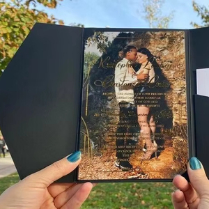 Vente en gros de luxe personnalisée élégante <span class=keywords><strong>invitation</strong></span> de mariage en acrylique avec <span class=keywords><strong>photo</strong></span> et enveloppe de poche noire à trois volets - Product Image 2